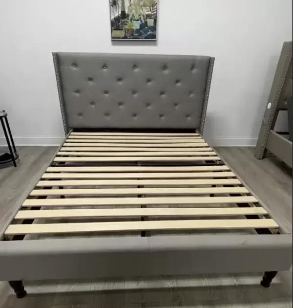 LindoMar Royale Wing Platform Bed - Smoke Grey